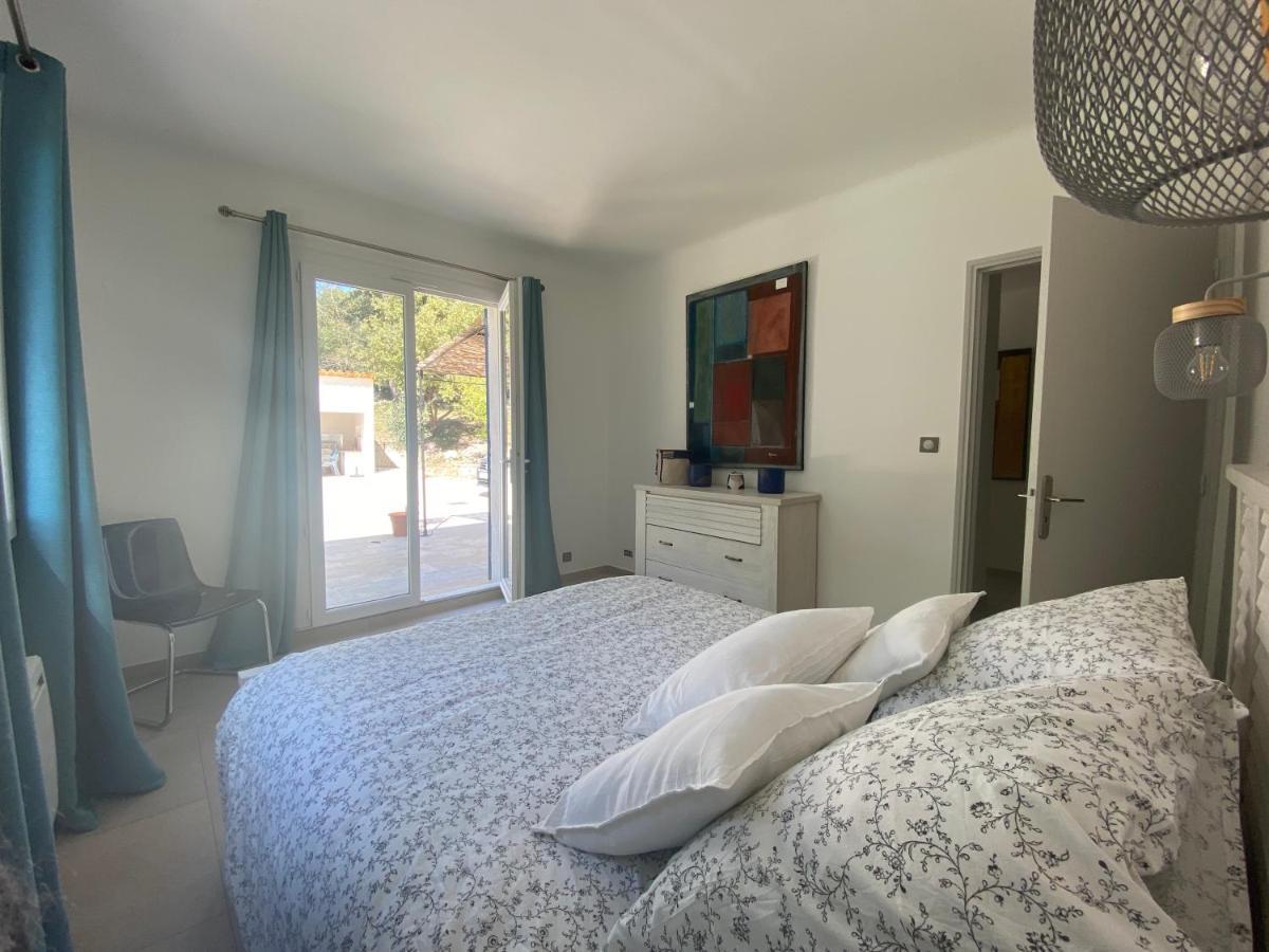 La Bastide Blanche Magnifique Villa 5 Etoiles 5 Chambres Et Piscine Privee Sur 6500 M Var لورج المظهر الخارجي الصورة