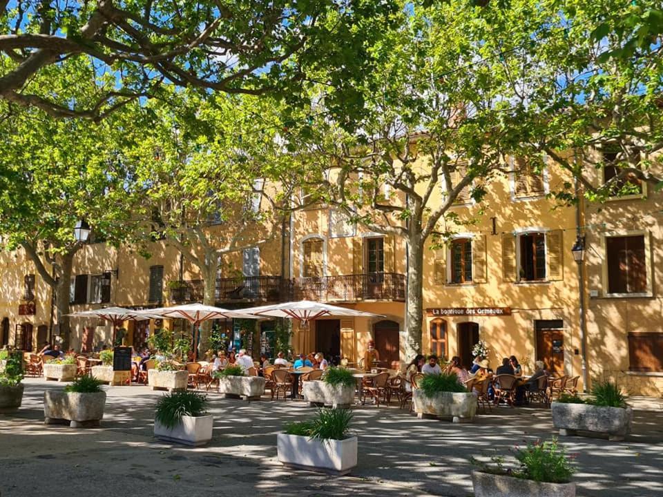 La Bastide Blanche Magnifique Villa 5 Etoiles 5 Chambres Et Piscine Privee Sur 6500 M Var لورج المظهر الخارجي الصورة